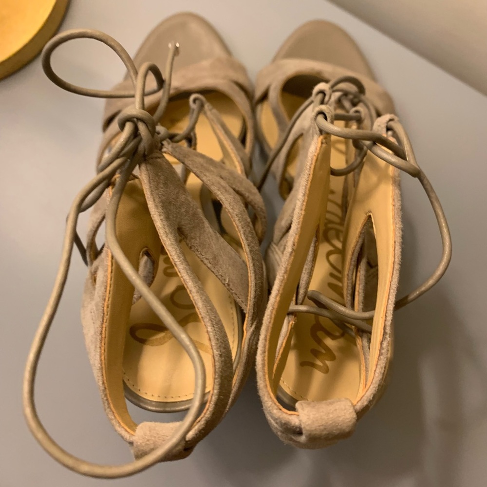 Sam Edelman Yardley Lace Up Suede Sandal - Picture 11 of 13